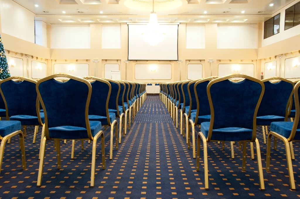 Sala Mihai Eminescu 3