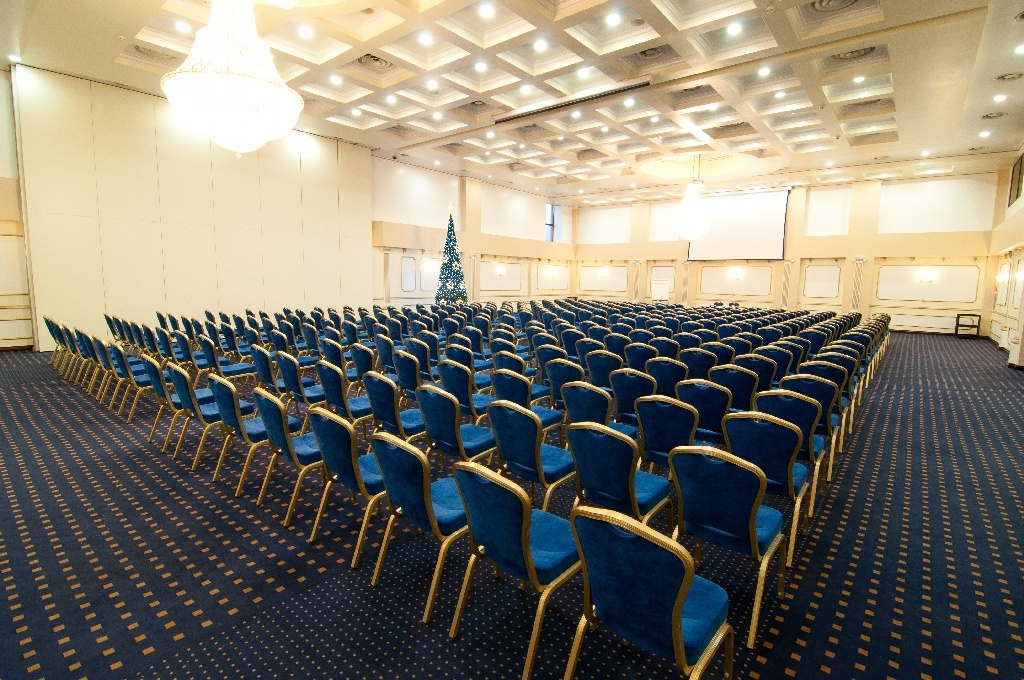 Sala Mihai Eminescu 5