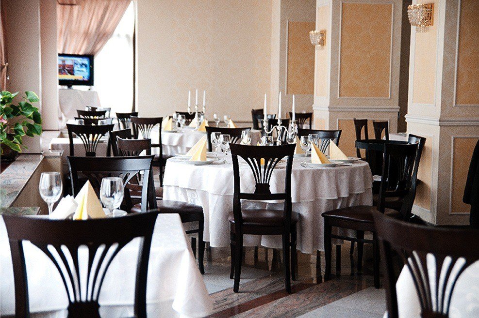 Restaurant-meal